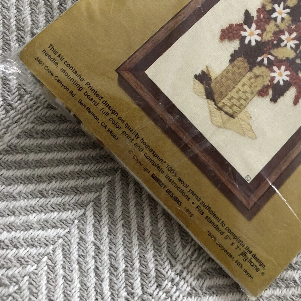 Daisy Embroidery Kit Fall Bouquet #287 Jiffy Stitchery Stamped Crewel Vintage